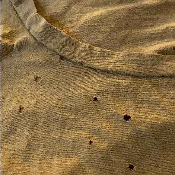 t-shirt - Picture 3 of 3